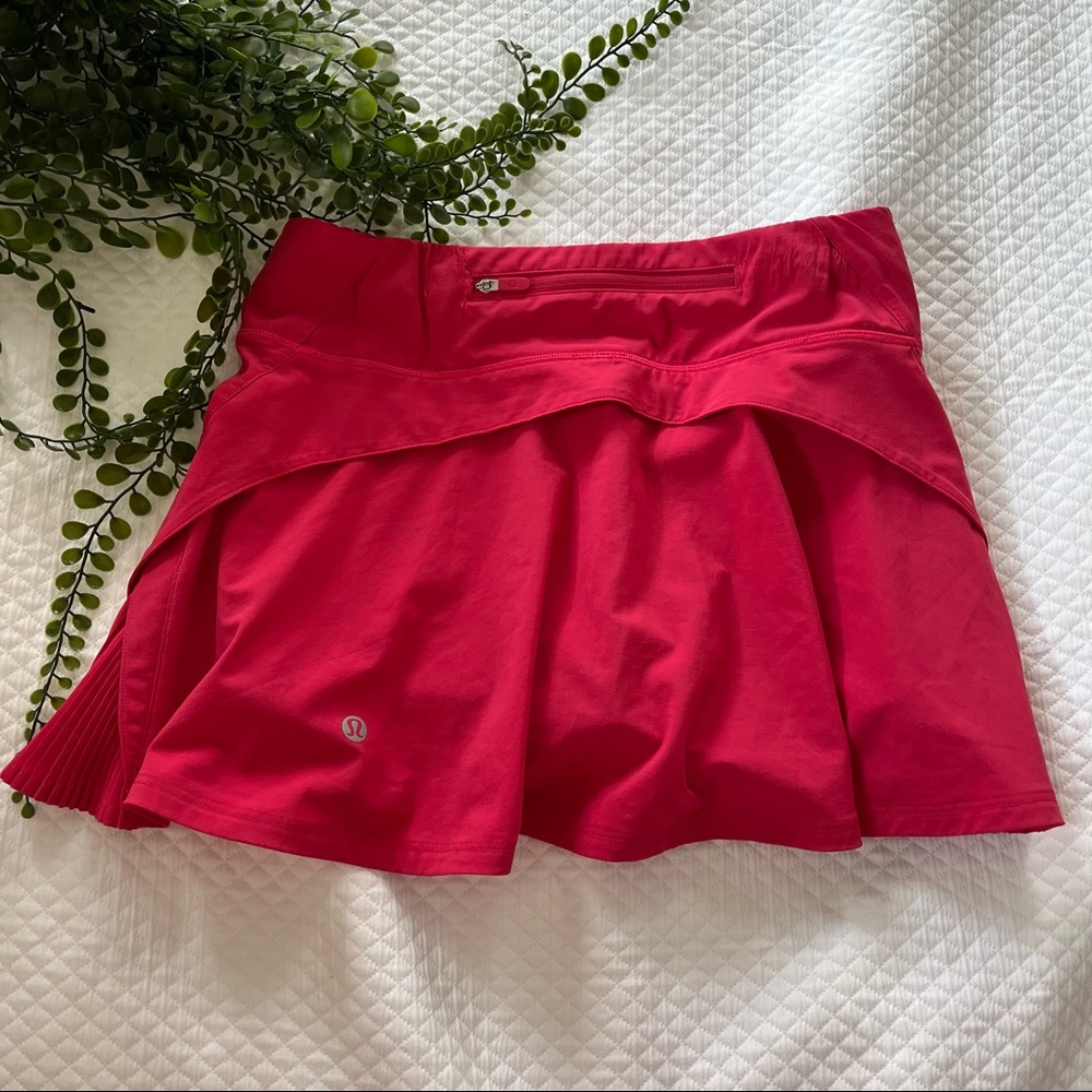 LULULEMON Play Off The Pleats Mid Rise Skirt
